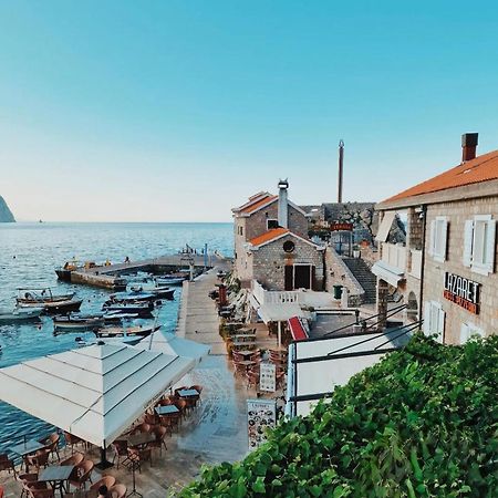 Apartments First Line Petrovac Eksteriør bilde