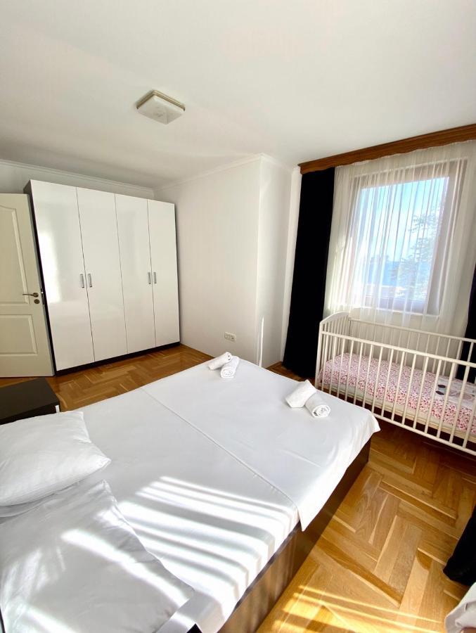 Apartments First Line Petrovac Eksteriør bilde
